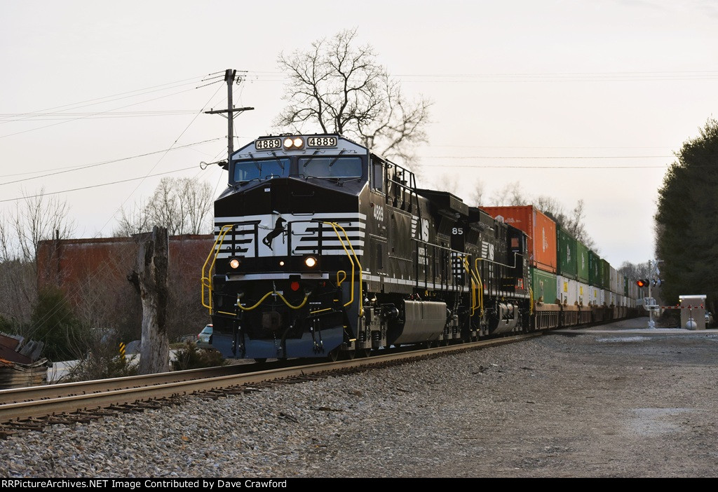 NS 4889
